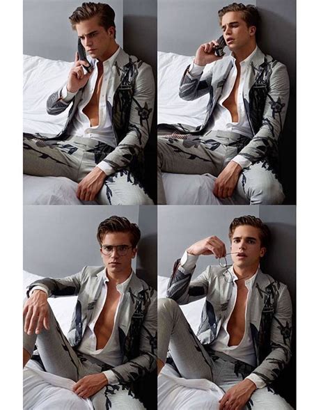 RIVER VIIPERI (@RiverViiperi) • Instagram photos and videos